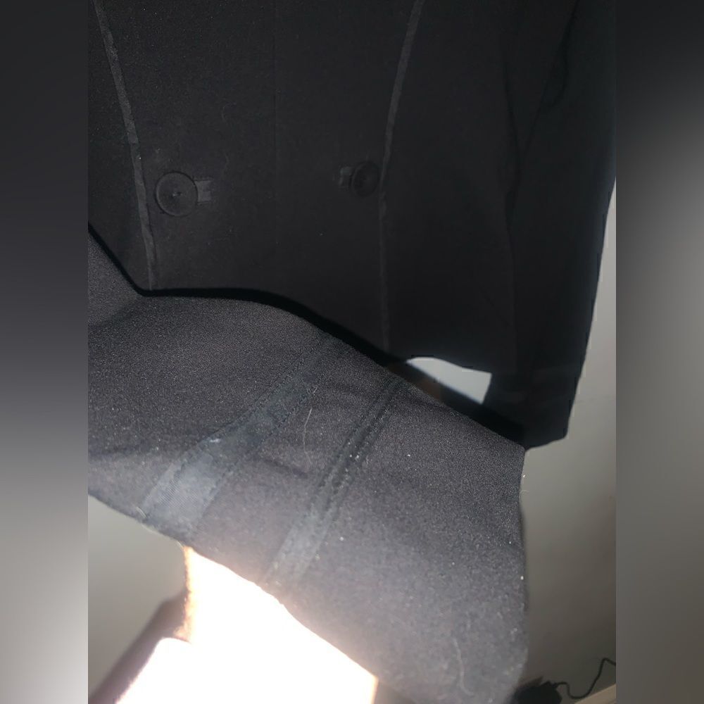 Kenar Jacket - Picture 2 of 6